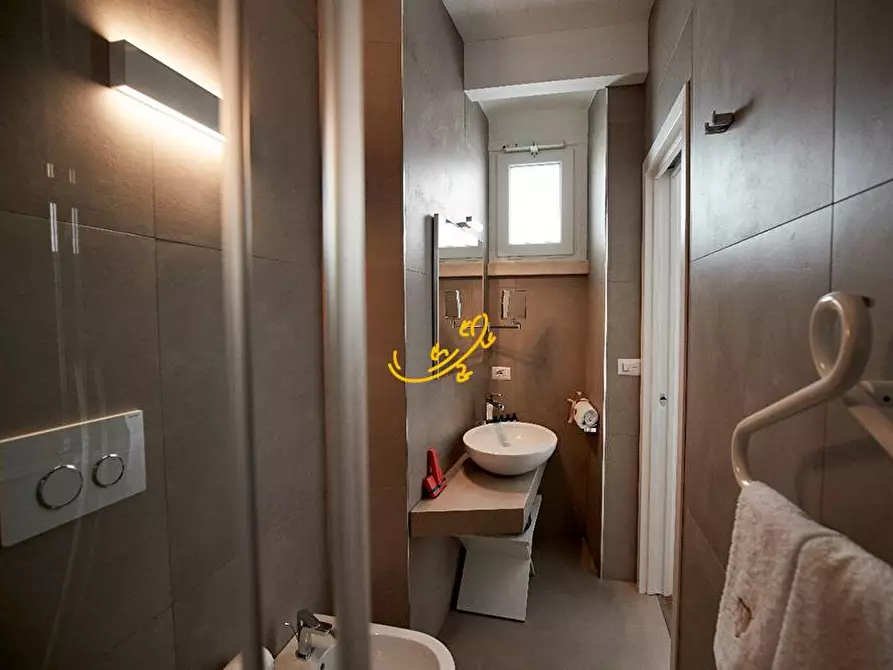 Immagine 38 di Residence in vendita  in Via Giuseppe Valentino a Conversano