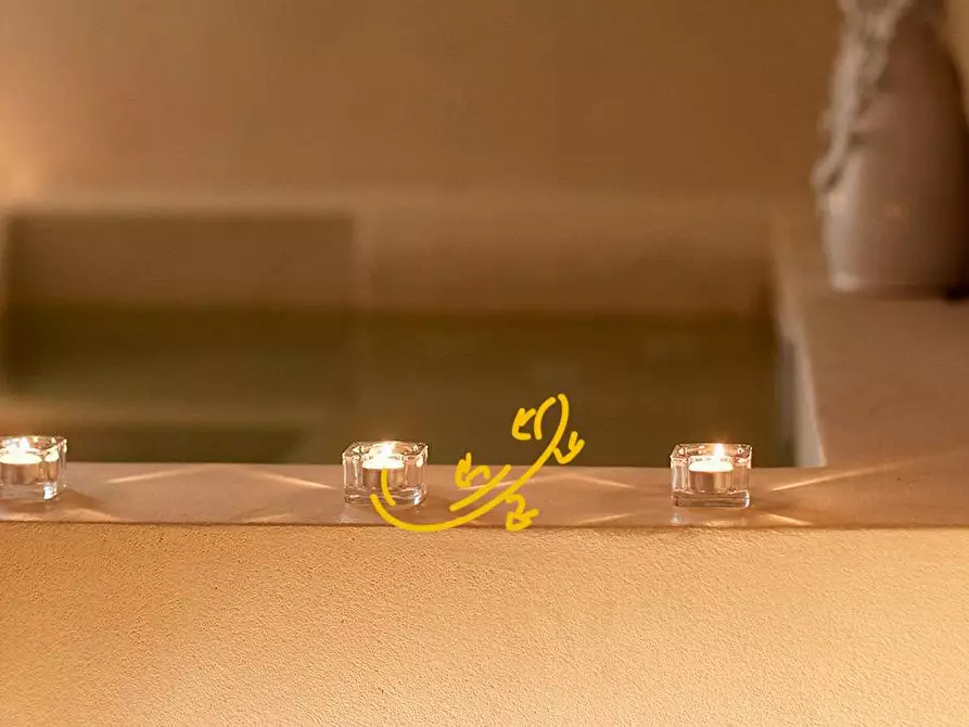 Immagine 40 di Residence in vendita  in Via Giuseppe Valentino a Conversano