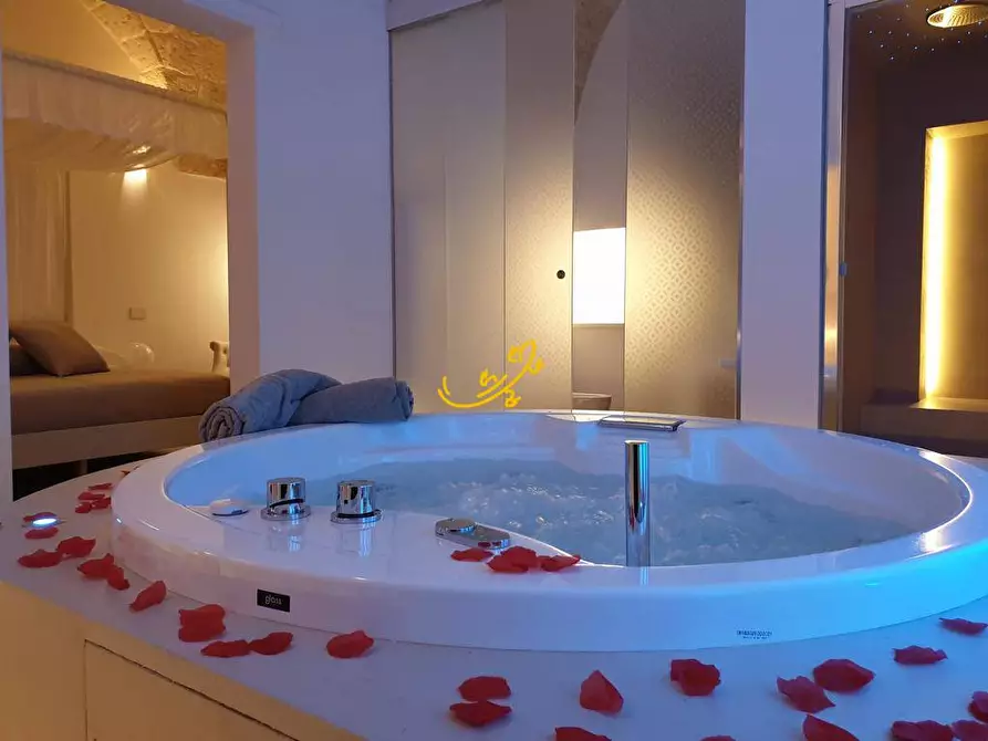 Immagine 3 di Residence in vendita  in Via Roma a Fasano