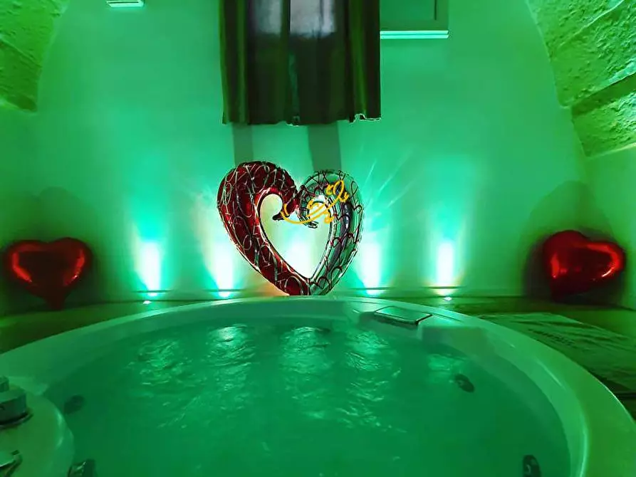 Immagine 8 di Residence in vendita  in Via Roma a Fasano