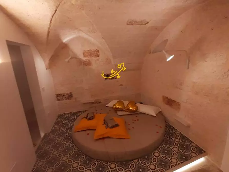 Immagine 19 di Residence in vendita  in Via Roma a Fasano