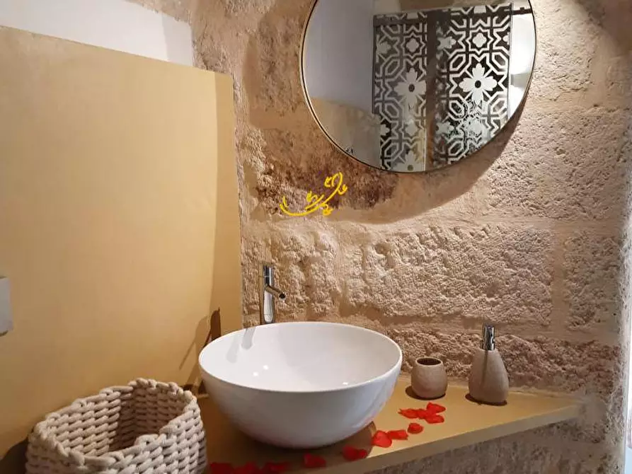 Immagine 23 di Residence in vendita  in Via Roma a Fasano