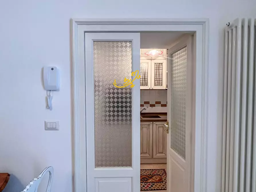 Immagine 21 di Appartamento in vendita  in Via Forno Santo Stefano a Putignano