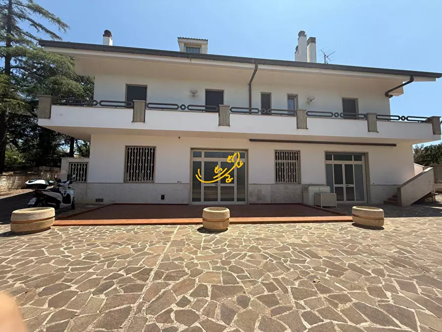 Immagine 11 di Villa in vendita  in SC Pozzo Serralto 115A a Putignano