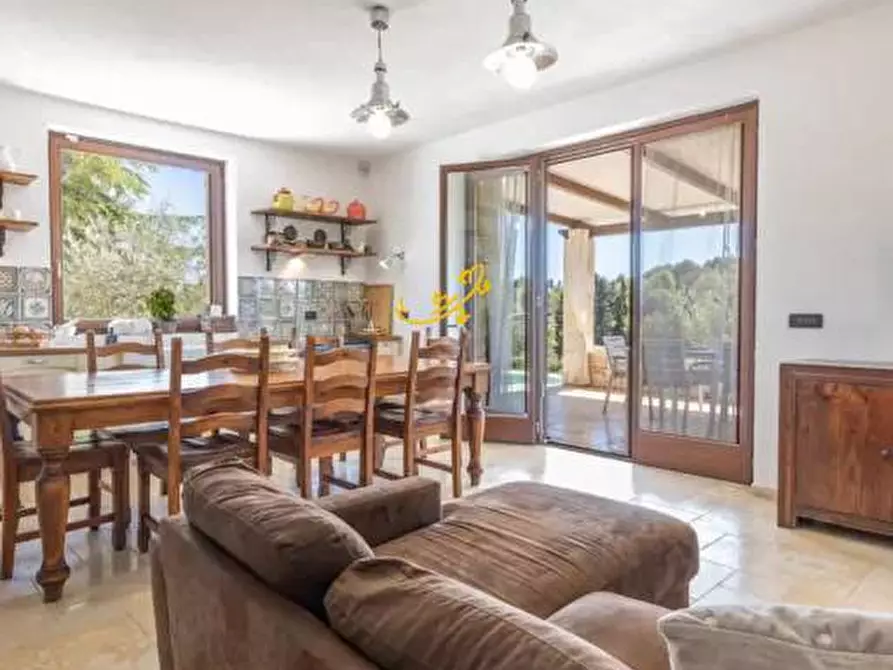 Immagine 6 di Baita in vendita  in S.C. Interno Grande a Putignano