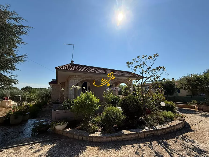 Immagine 2 di Villa in vendita  in Laureto a Fasano