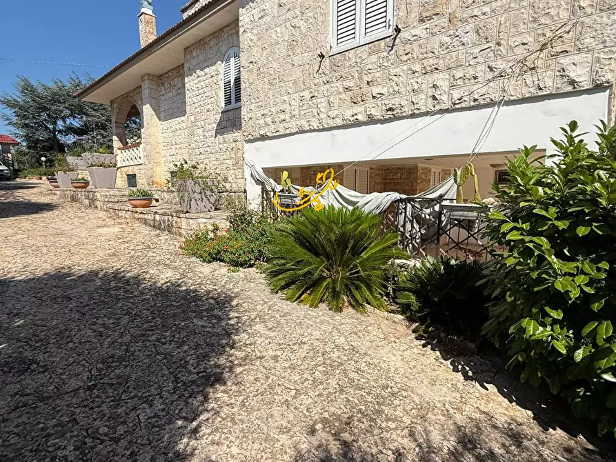 Immagine 17 di Villa in vendita  in Laureto a Fasano