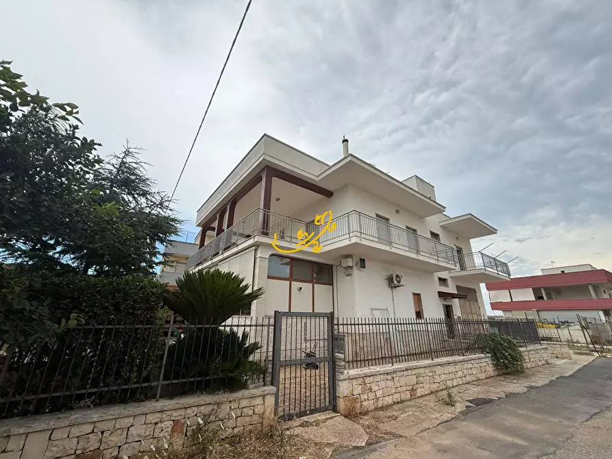 Immagine 3 di Appartamento in vendita  in STRADA COMUNALE LAMIONI a Castellana Grotte