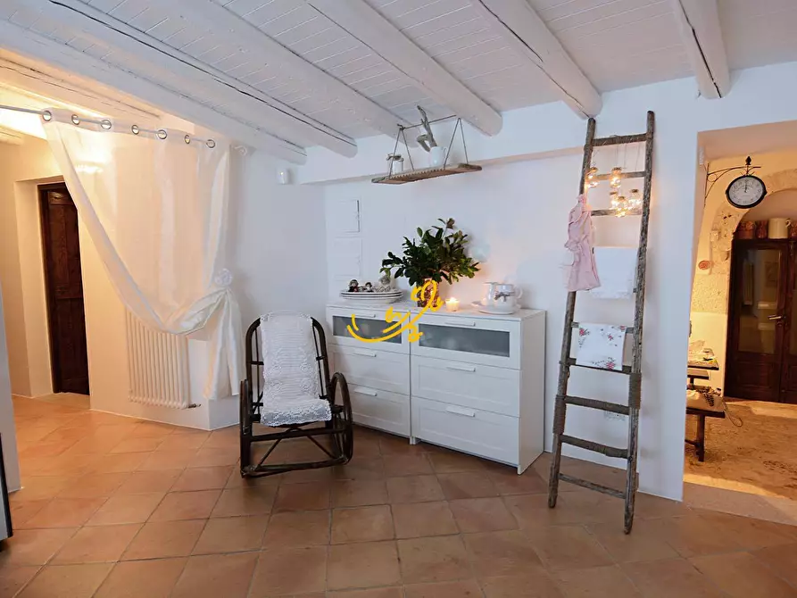 Immagine 12 di Baita in vendita  in C.Da Rosatella a Castellana Grotte