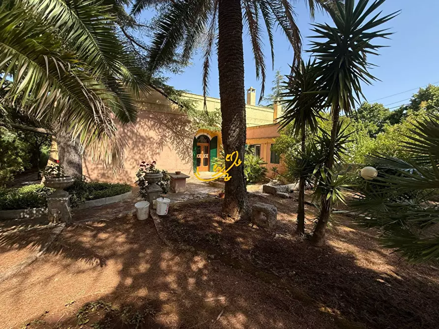 Immagine 34 di Villa in vendita  in C.da Laureto a Fasano