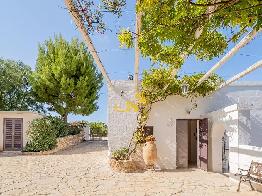 Immagine 7 di Rustico / casale in vendita  in Contrada Coccaro a Fasano