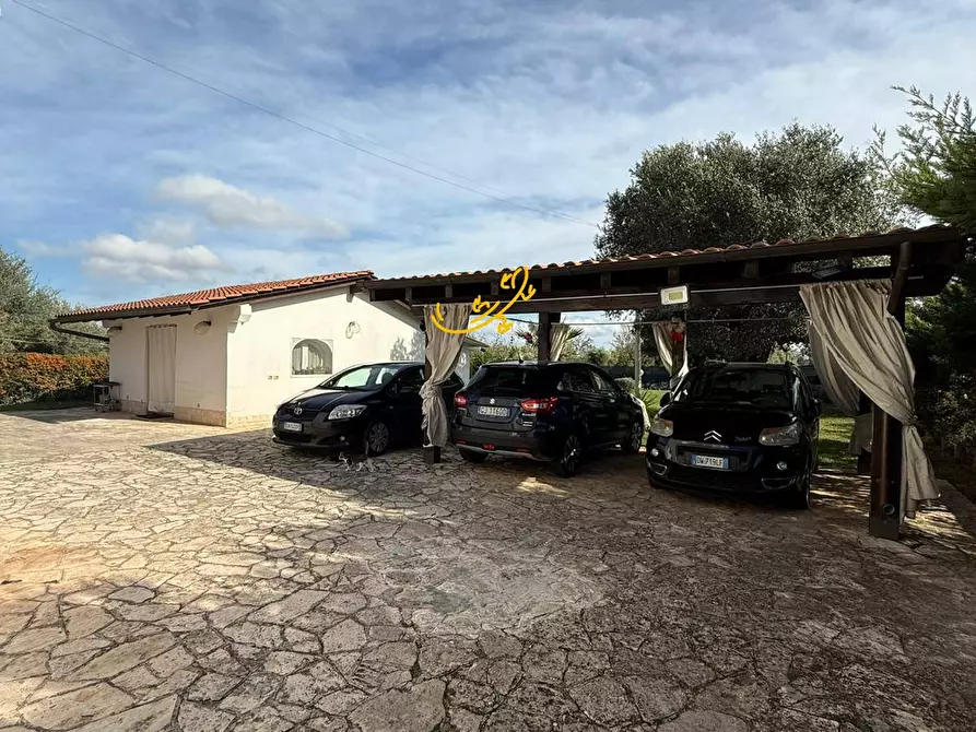 Immagine 33 di Villa in vendita  in Via Selva di Fasano a Bitonto