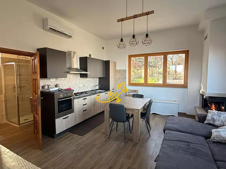 Immagine 11 di Villa in vendita  in Contrada Tumbinno a Adelfia