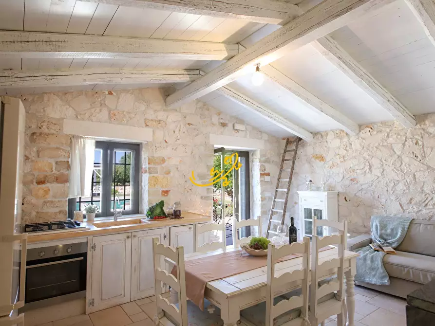 Immagine 4 di Baita in vendita  in Strada Comunale Lama D'Inferno a Castellana Grotte