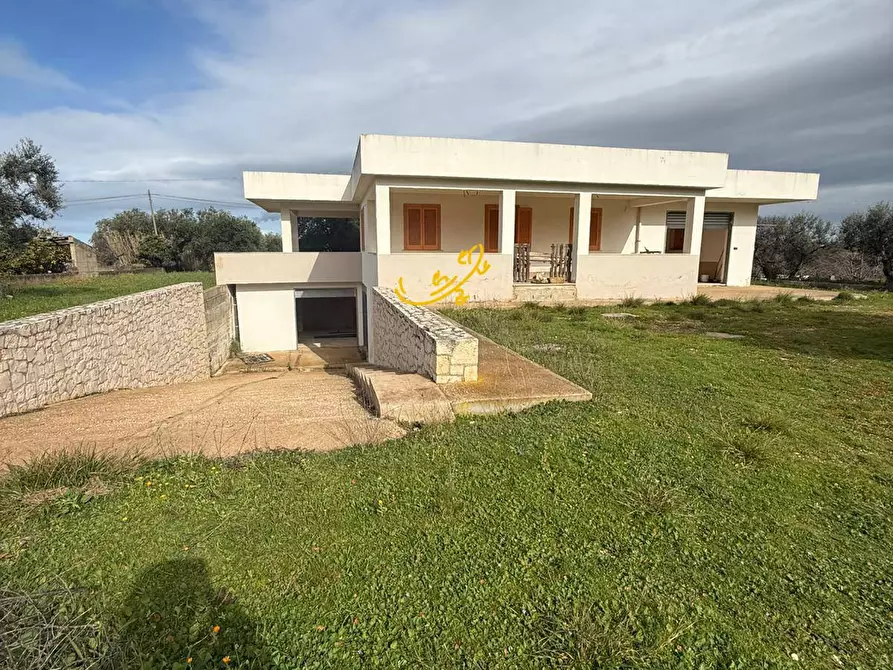 Immagine 3 di Villa in vendita  in Strada Contrada Romanelli a Monopoli