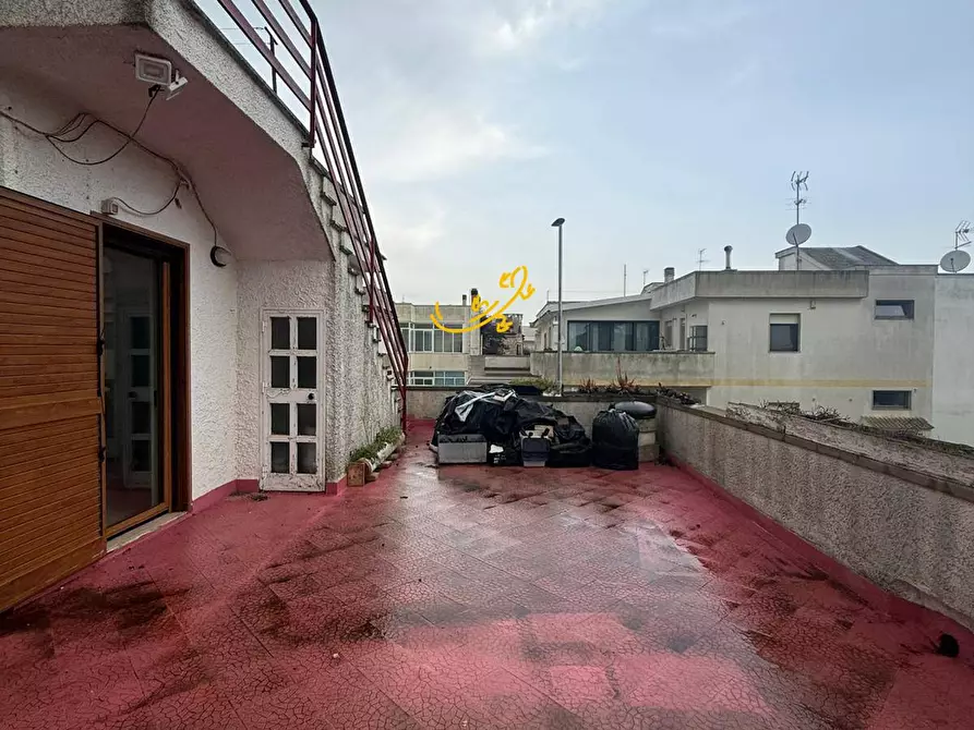 Immagine 9 di Villa in vendita  in Piazza Luigi Pirandello a Alberobello