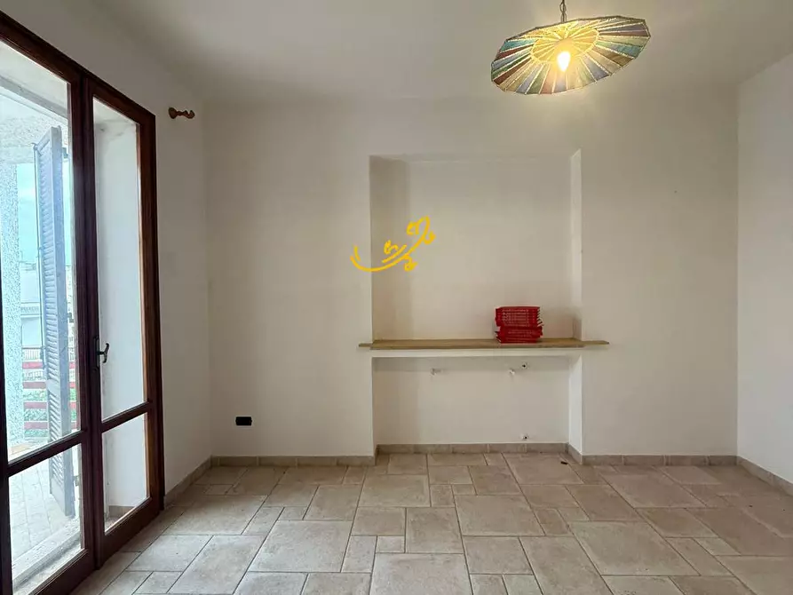 Immagine 18 di Villa in vendita  in Piazza Luigi Pirandello a Alberobello