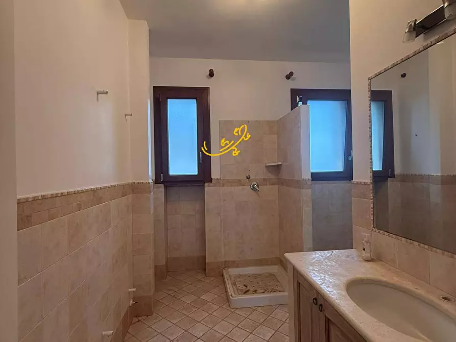 Immagine 20 di Villa in vendita  in Piazza Luigi Pirandello a Alberobello