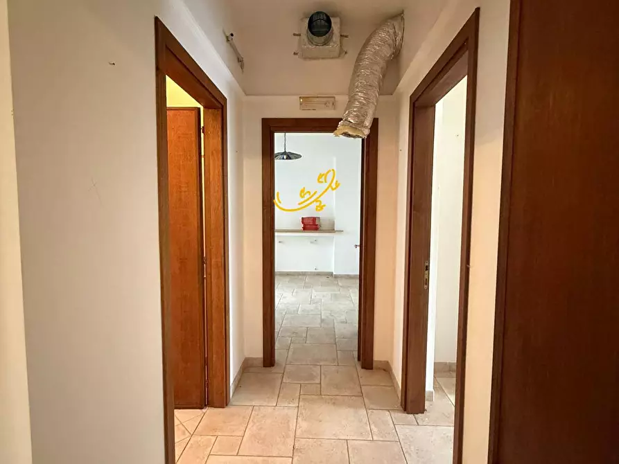 Immagine 23 di Villa in vendita  in Piazza Luigi Pirandello a Alberobello