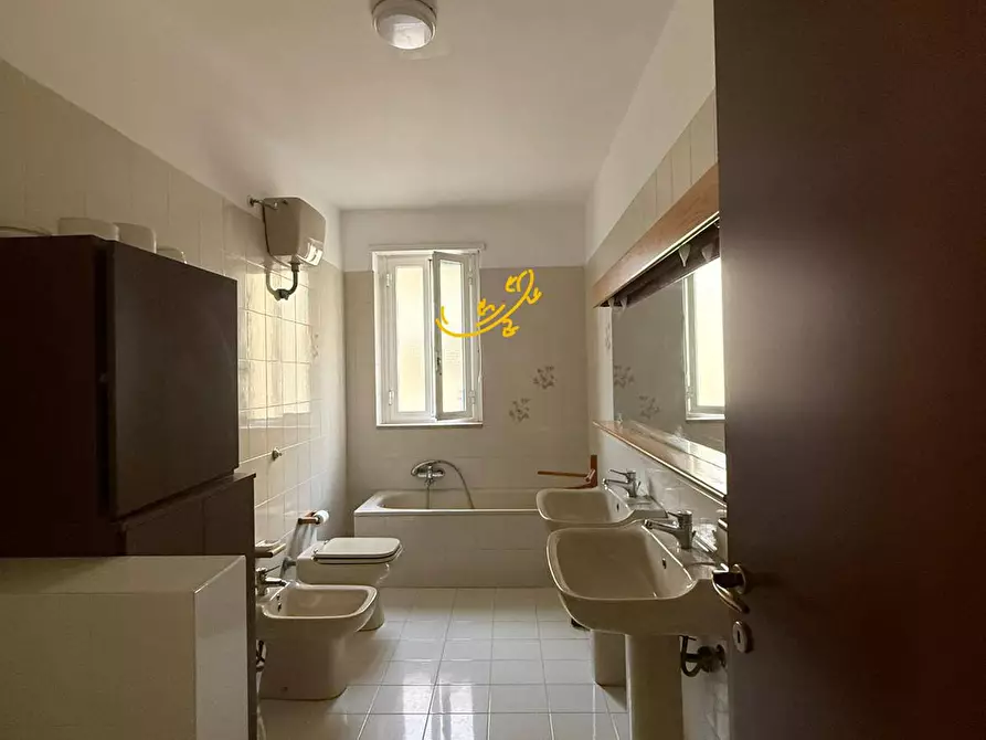 Immagine 16 di Appartamento in vendita  in Via Aurelio Sereno a Monopoli