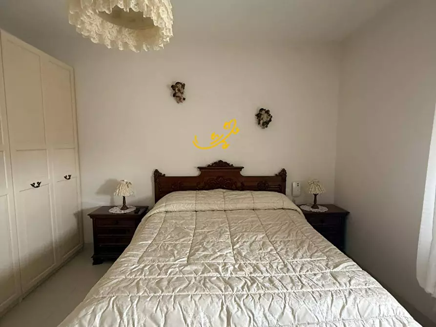 Immagine 30 di Casa semindipendente in vendita  in S.C. Pozzo Cuccù a Castellana Grotte