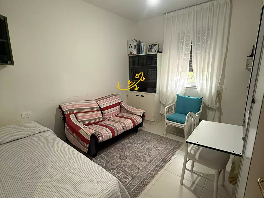 Immagine 35 di Casa semindipendente in vendita  in S.C. Pozzo Cuccù a Castellana Grotte