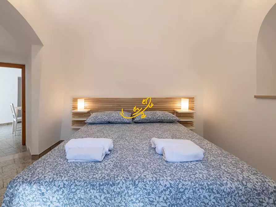 Immagine 15 di Baita in vendita  in S. C. 69-1 C. da Mancini a Locorotondo