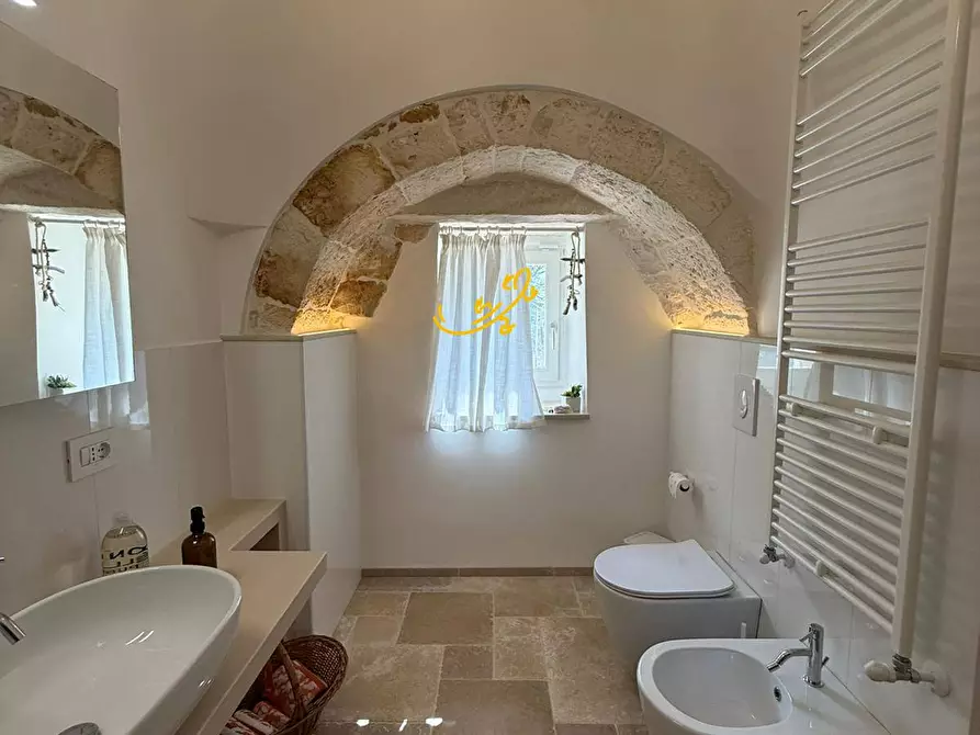 Immagine 12 di Baita in vendita  in STRADA COMUNALE 198-4 C. da Pellegrini a Locorotondo