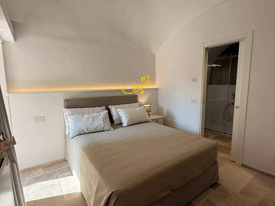 Immagine 19 di Baita in vendita  in STRADA COMUNALE 198-4 C. da Pellegrini a Locorotondo