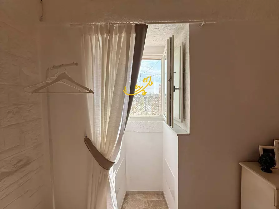 Immagine 22 di Baita in vendita  in STRADA COMUNALE 198-4 C. da Pellegrini a Locorotondo