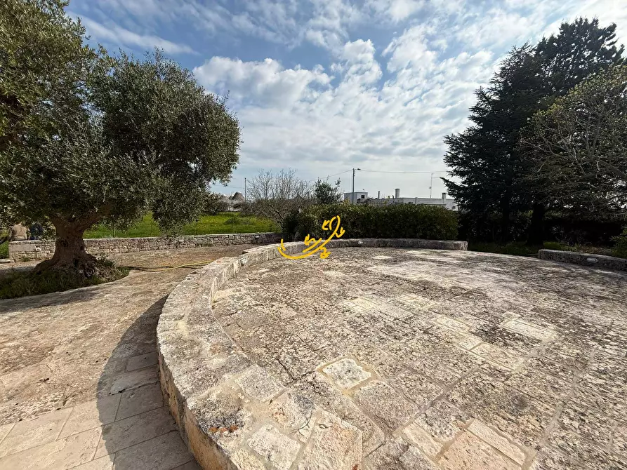 Immagine 33 di Baita in vendita  in STRADA COMUNALE 198-4 C. da Pellegrini a Locorotondo