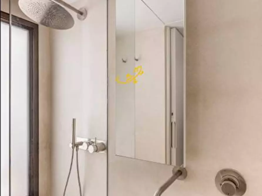 Immagine 19 di Appartamento in vendita  in Via Santa Maria a Monopoli