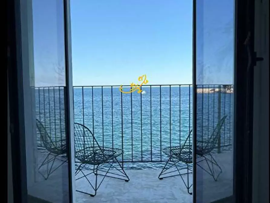 Immagine 1 di Appartamento in vendita  in Via Santa Maria a Monopoli