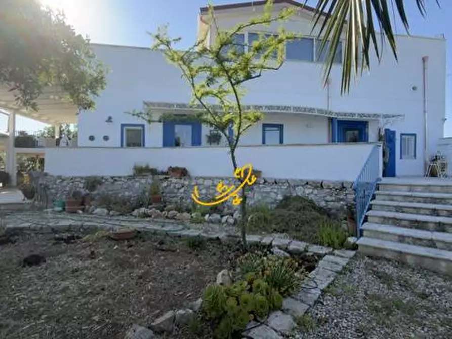 Immagine 1 di Villa in vendita  in Strada Comunale Parco Balistris a Polignano A Mare