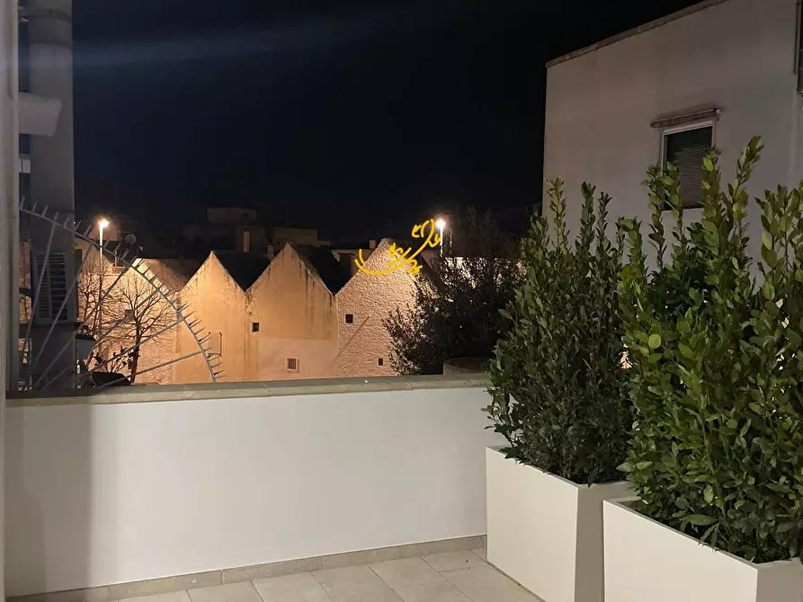 Immagine 20 di Appartamento in vendita  in Via Dr. M. Recchia a Locorotondo
