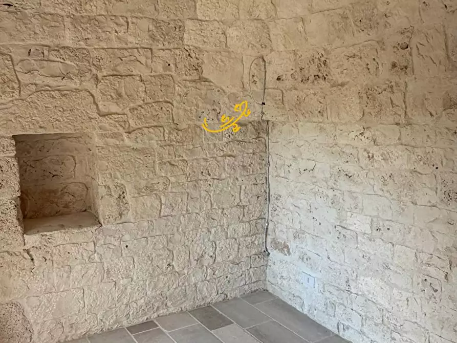 Immagine 15 di Baita in vendita  in S.C. Centrone Piccolo a Castellana Grotte