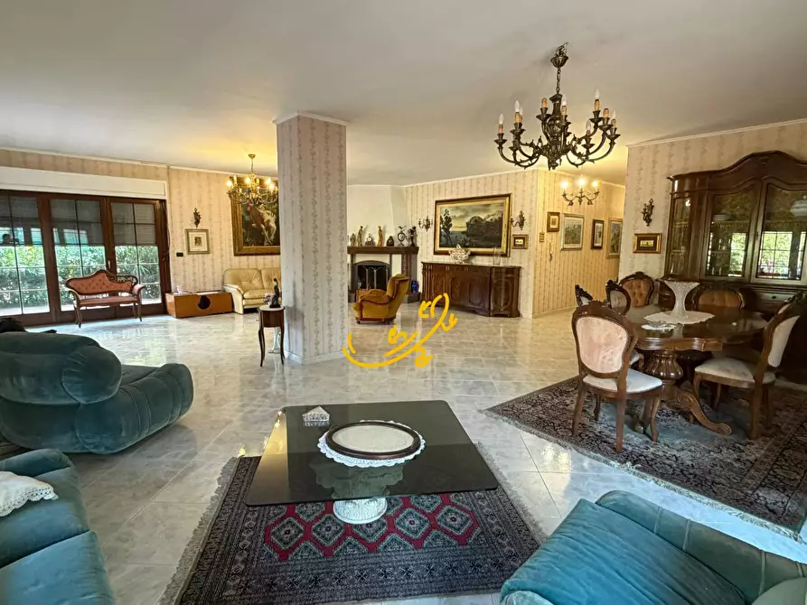 Immagine 11 di Villa in vendita  in Via Arenazza a Monopoli