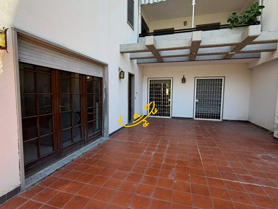Immagine 6 di Villa in vendita  in Via Arenazza a Monopoli