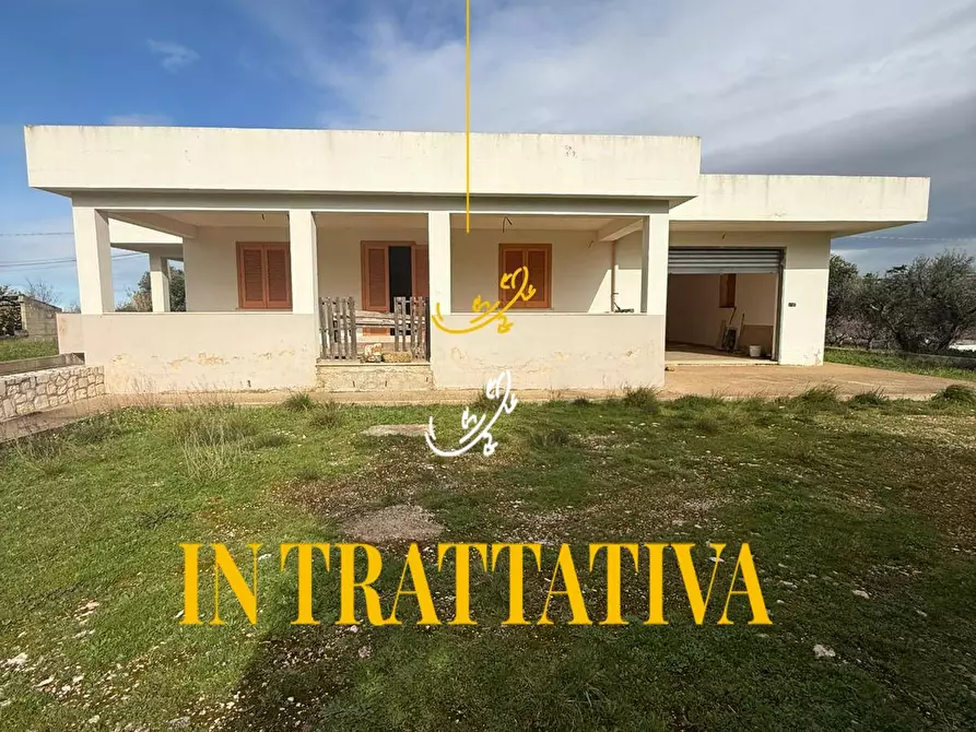 Immagine 1 di Villa in vendita  in Strada Contrada Romanelli a Monopoli