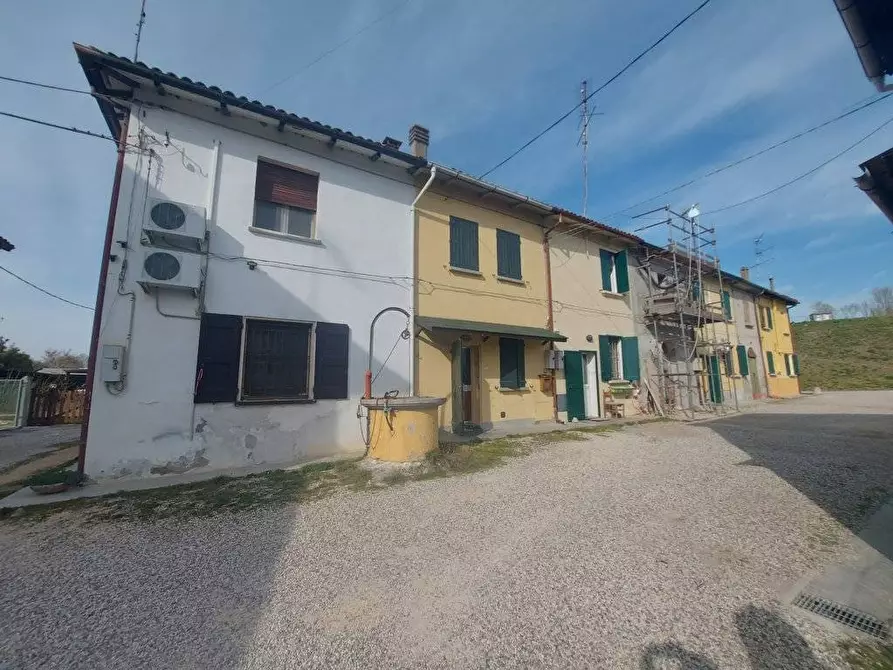 Immagine 7 di Villetta a schiera in vendita  in via confine inferiore 125 a Molinella