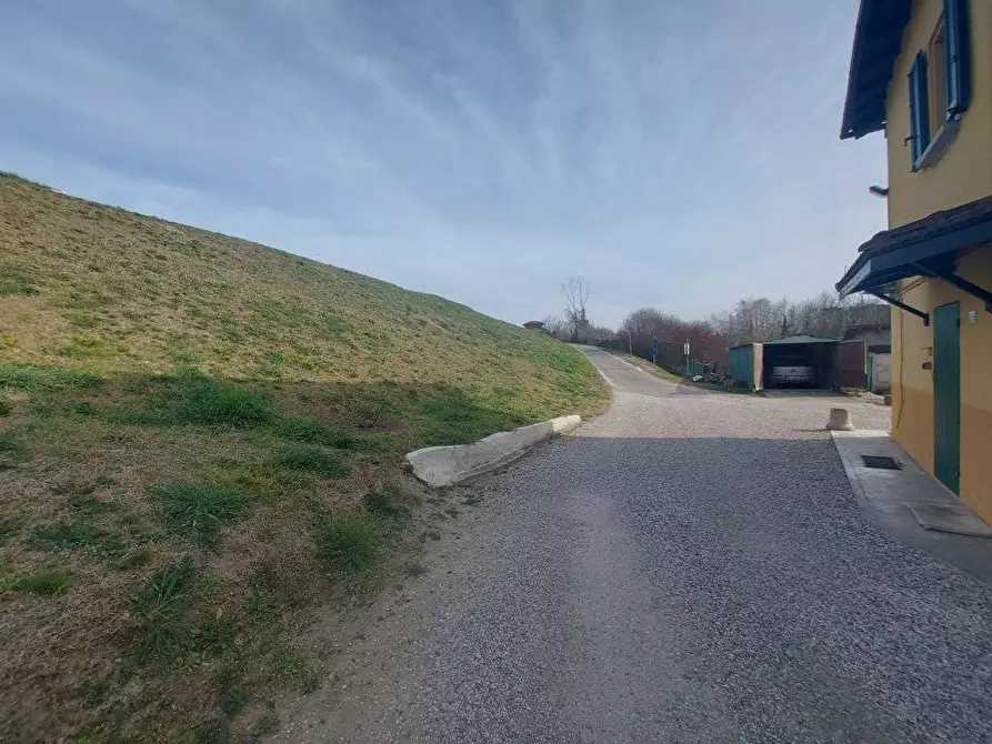 Immagine 12 di Villetta a schiera in vendita  in via confine inferiore 125 a Molinella