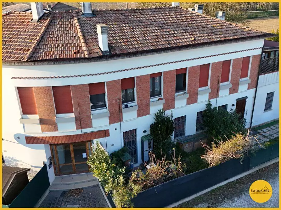 Immagine 8 di Appartamento in vendita  in via Provinciale Sup. 272 a Molinella