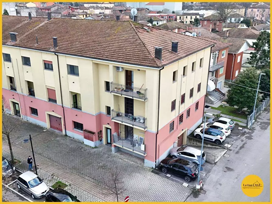 Immagine 2 di Appartamento in vendita  a Molinella