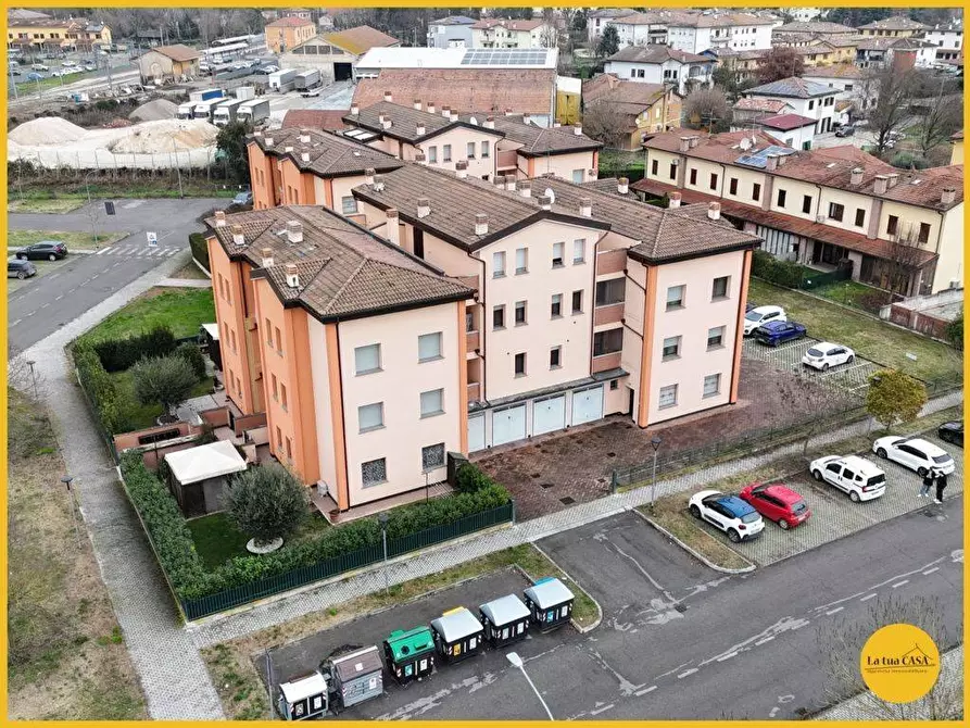 Immagine 7 di Appartamento in vendita  in via enrico masi 44 a Molinella