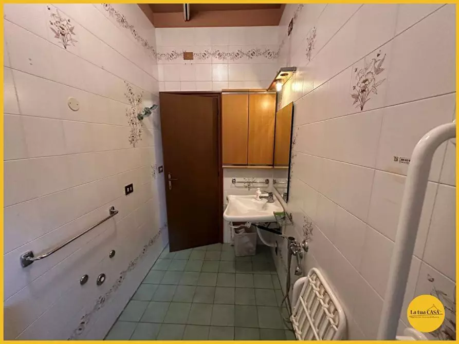 Immagine 65 di Villetta a schiera in vendita  a Molinella