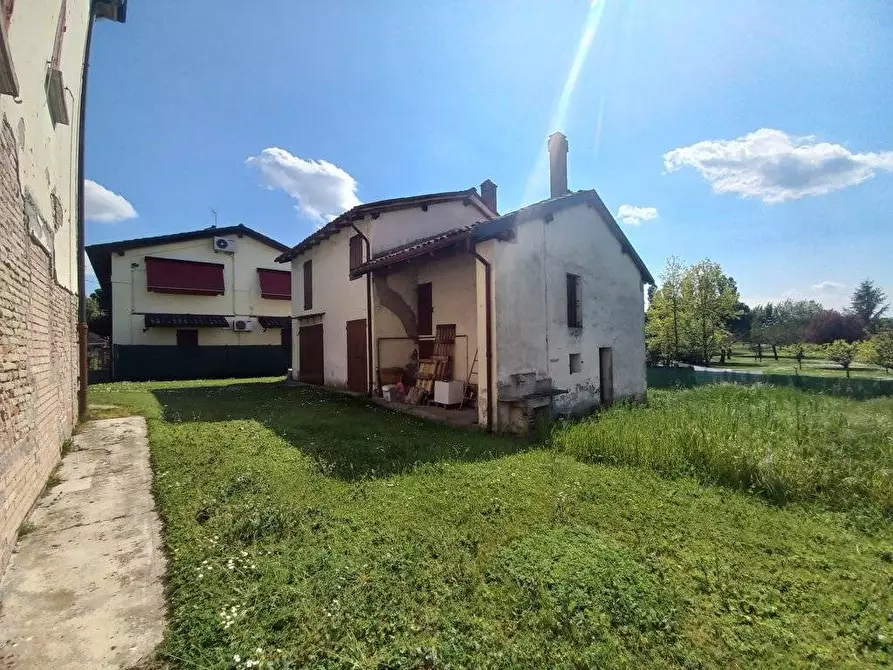 Immagine 20 di Villa in vendita  in via Ghiaroni 6 a Molinella