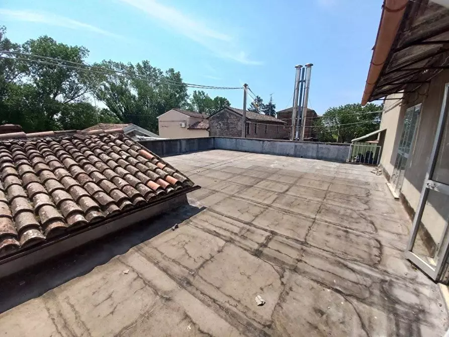 Immagine 34 di Casa indipendente in vendita  a Ferrara