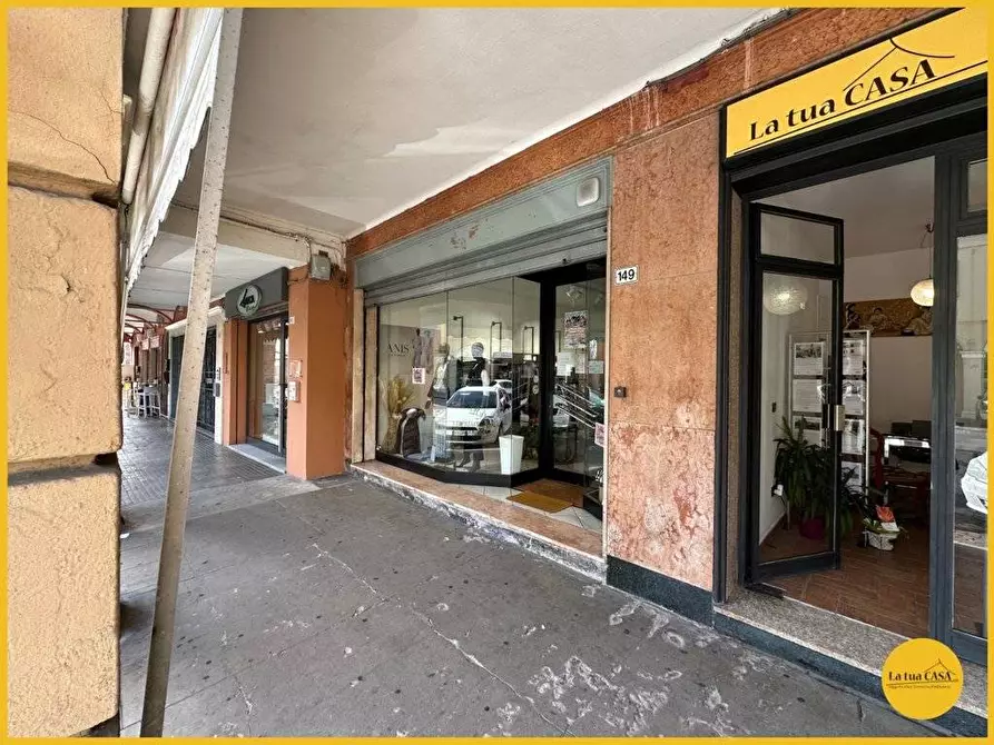 Immagine 8 di Locale commerciale in affitto  a Molinella