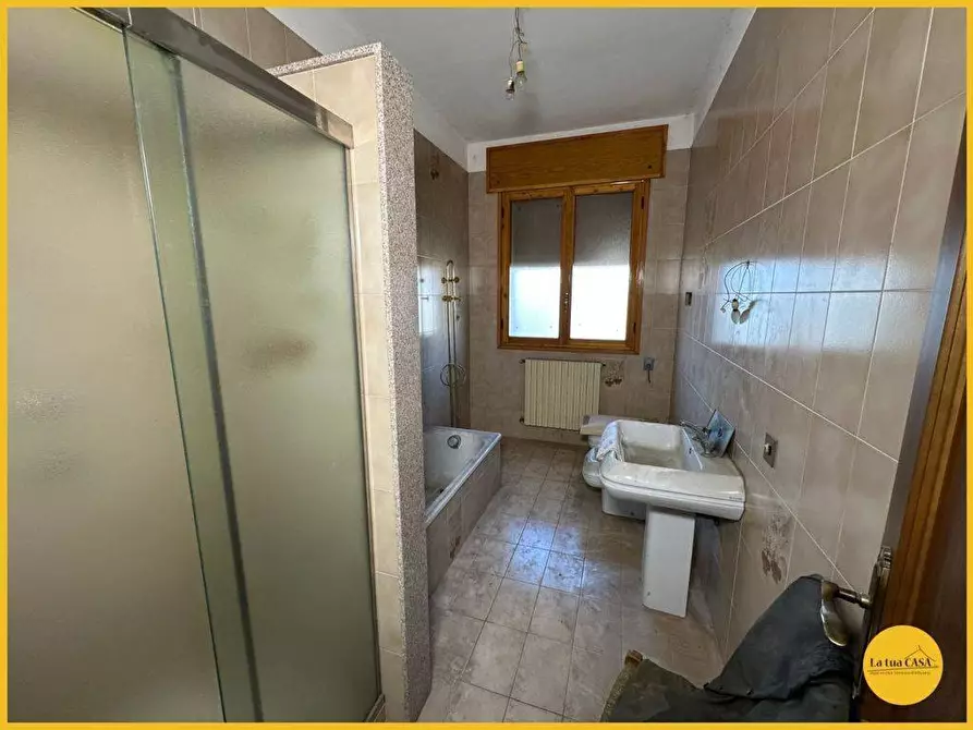 Immagine 43 di Villetta a schiera in vendita  a Molinella