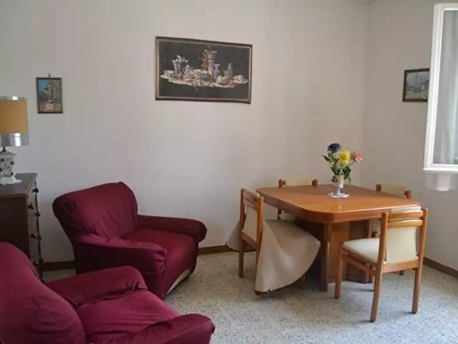 Immagine 13 di Villetta a schiera in vendita  in via confine inferiore 125 a Molinella